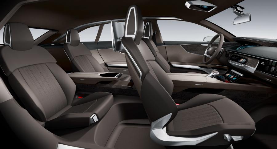 Интерьер Audi Prologue Allroad Concept 2015 года  (фото 18 из 29)